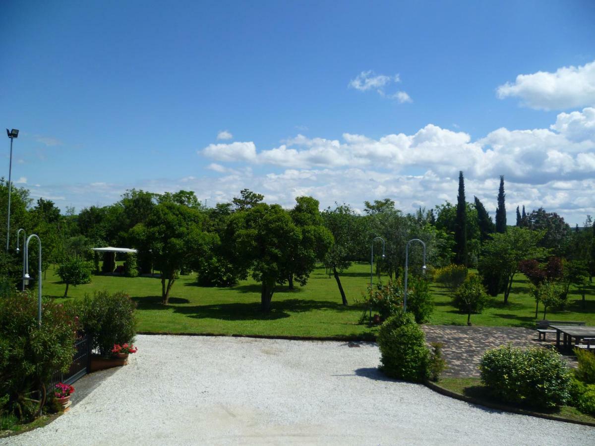 Villa Martina Fano Luaran gambar